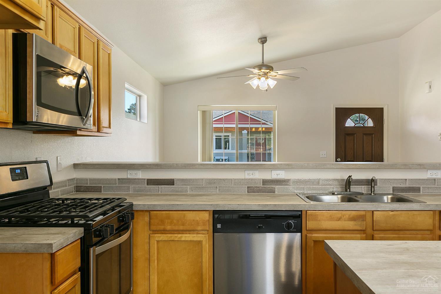 2663 Northeast Colleen Road Prineville, OR 97754 - Photo 9 of 25 Additional Photo