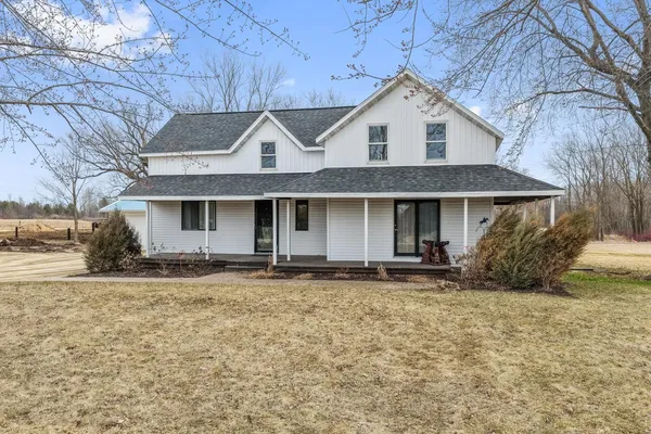 $499,900 | 5904 County Road J, Oconto, WI 54153