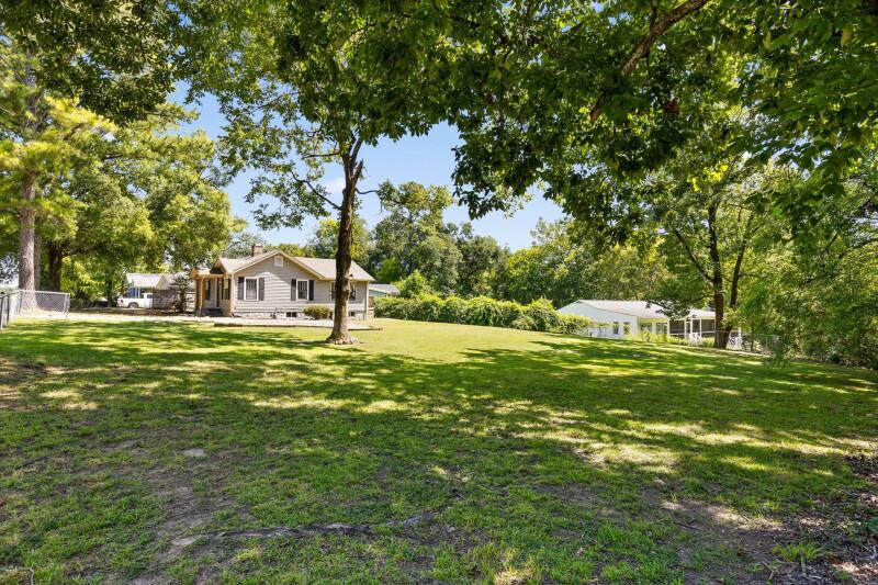 222 Frawley Road Chattanooga, TN 37412 - Photo 32 of 37 Photo 34 of House For Sale at 222 Frawle