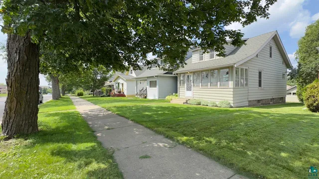 $174,500 | 817 Harrison Street, Eveleth, MN 55734