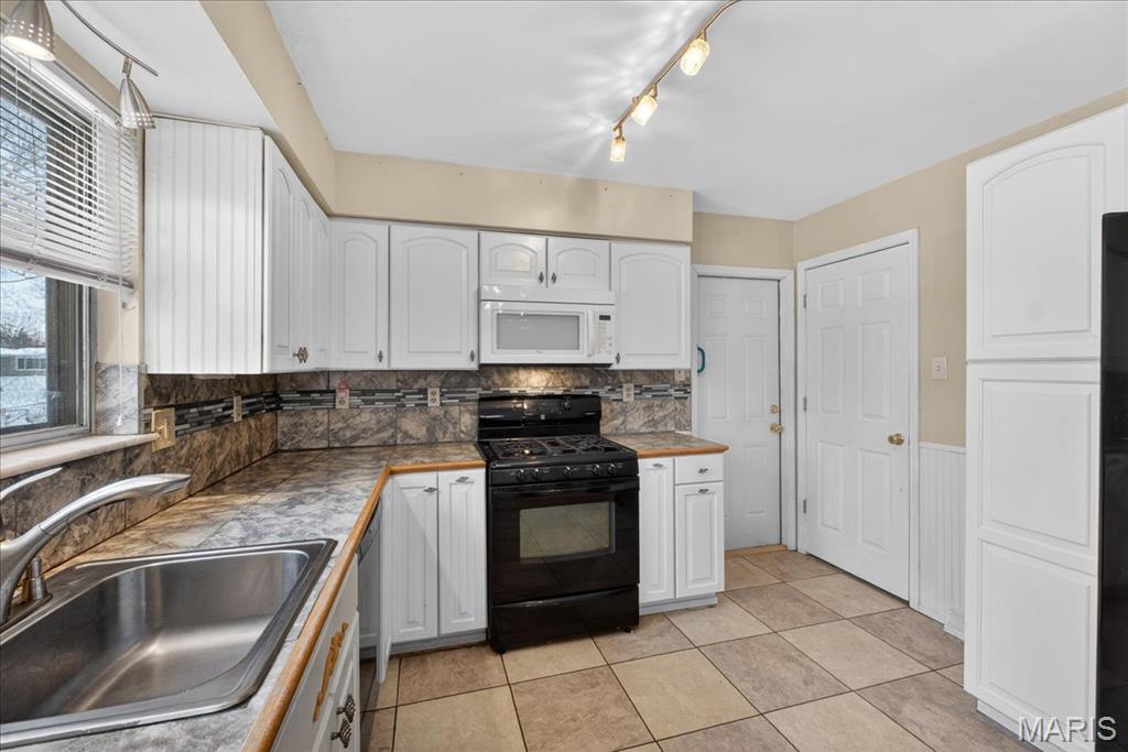 1824 Elm Tree Street St. Peters, MO 63376 - Photo 11 of 33