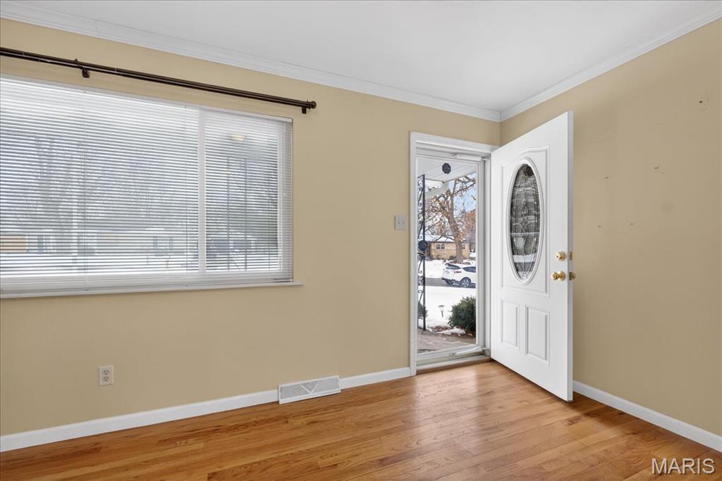 1824 Elm Tree Street St. Peters, MO 63376 - Photo 3 of 33