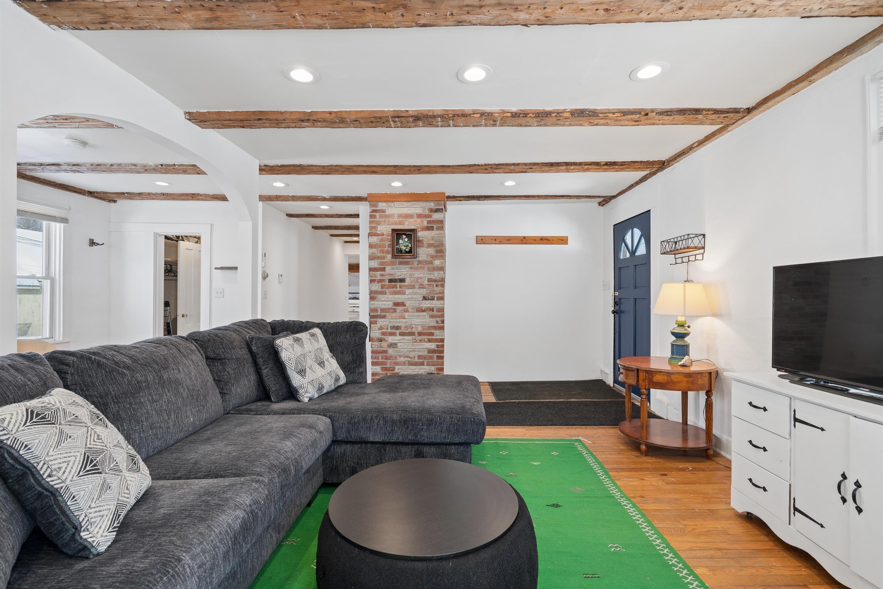 7471 Highway 4 Bridgewater, VT 05034 - Photo 13 of 26