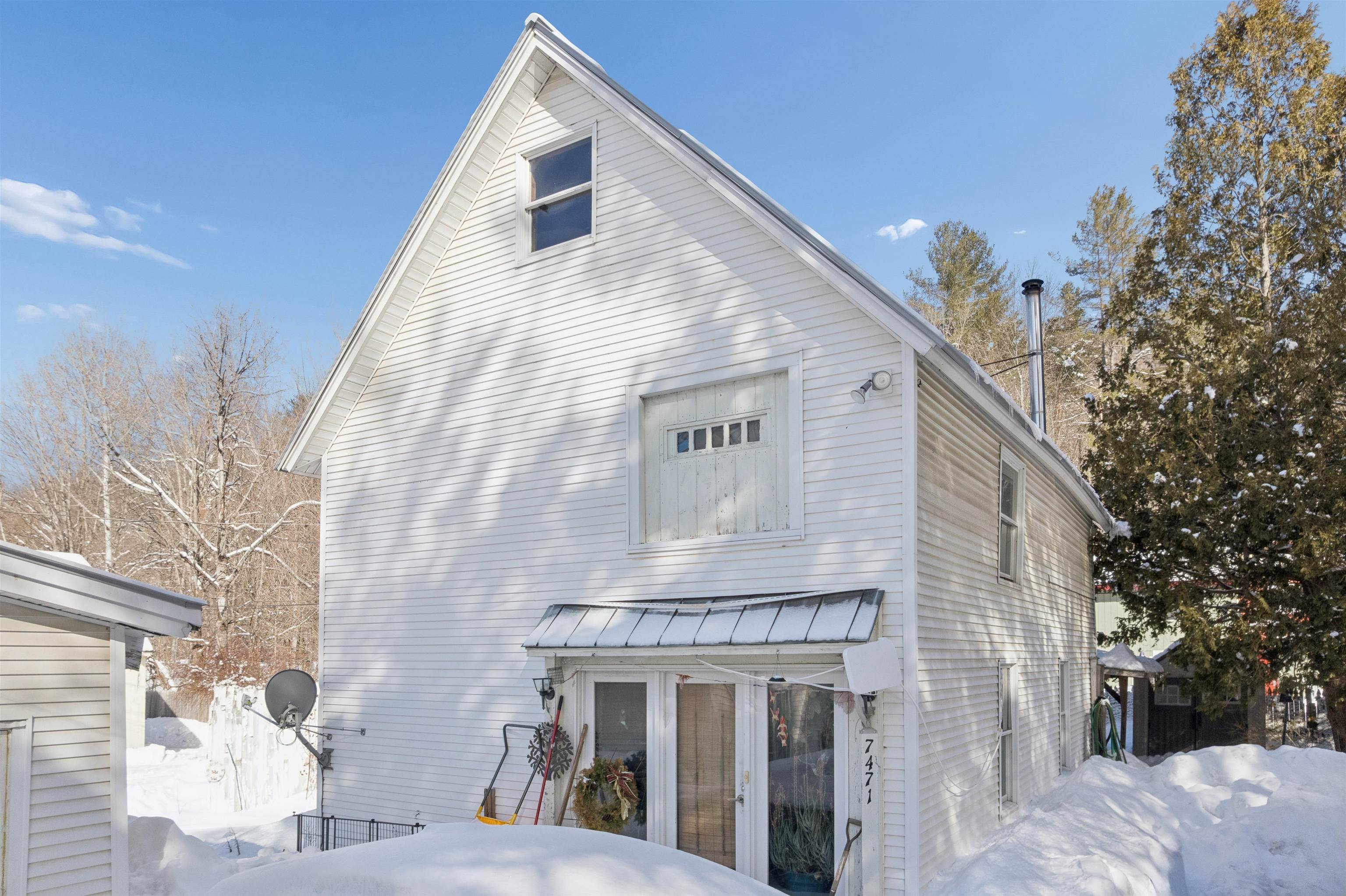 7471 Highway 4 Bridgewater, VT 05034 - Photo 4 of 26