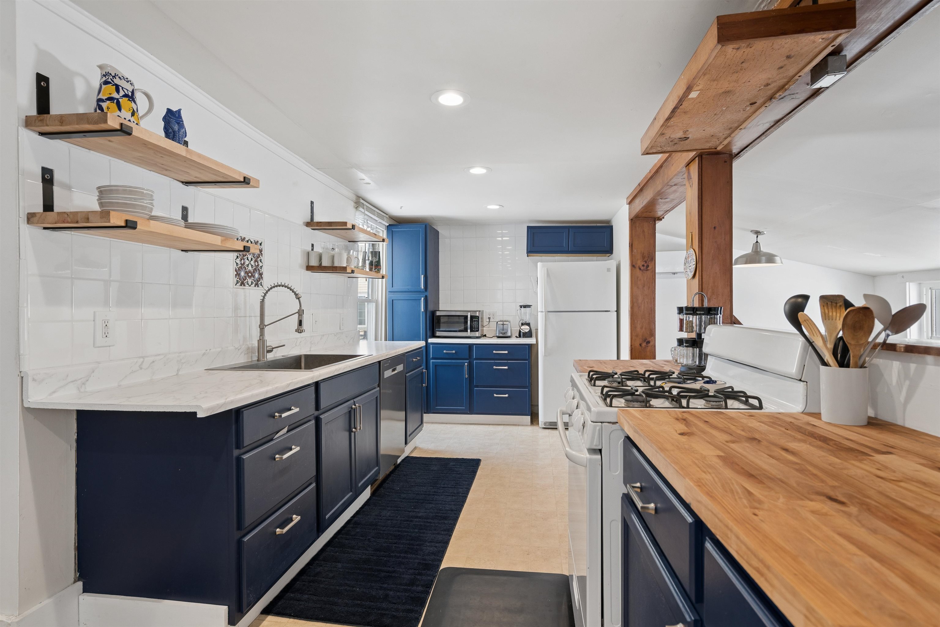 7471 Highway 4 Bridgewater, VT 05034 - Photo 6 of 26