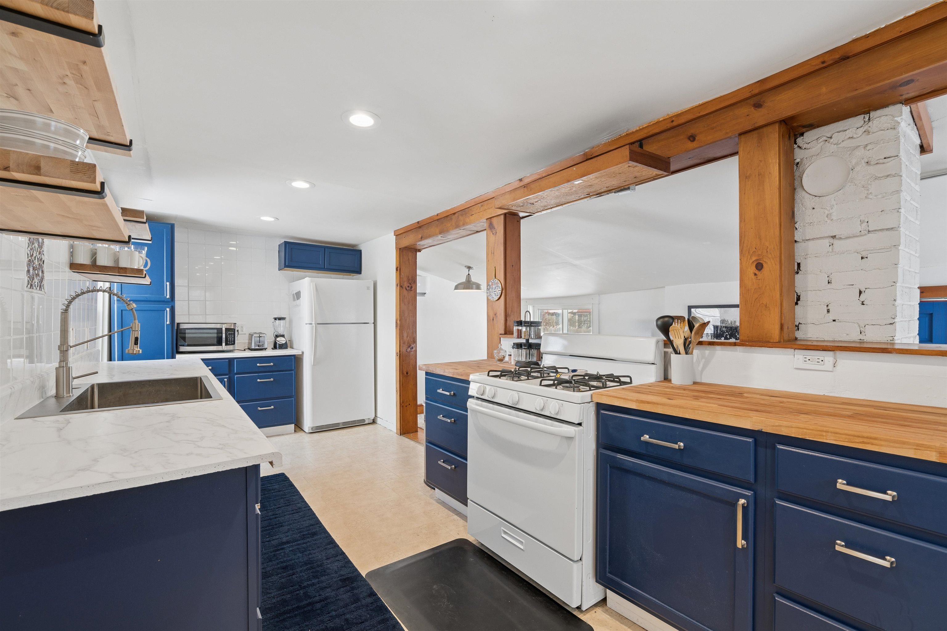 7471 Highway 4 Bridgewater, VT 05034 - Photo 9 of 26