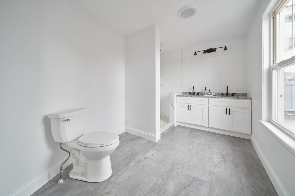 14 Cottage Street, Unit 2 Chelsea, MA 02150 - Photo 15 of 20 Gallery Image 15