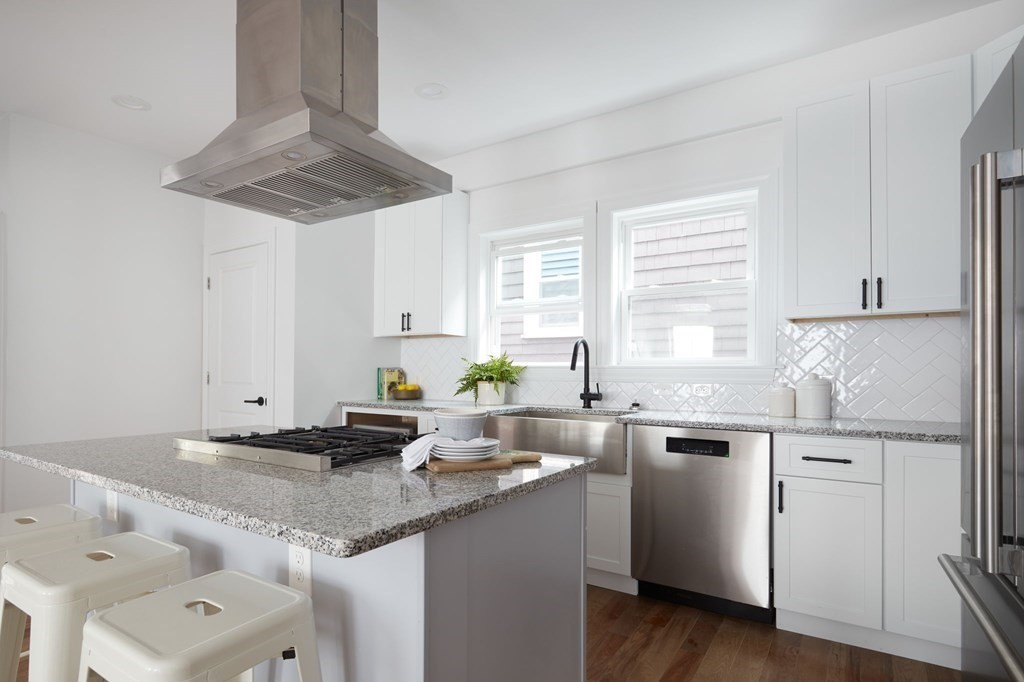 14 Cottage Street, Unit 2 Chelsea, MA 02150 - Photo 5 of 20 Gallery Image 5