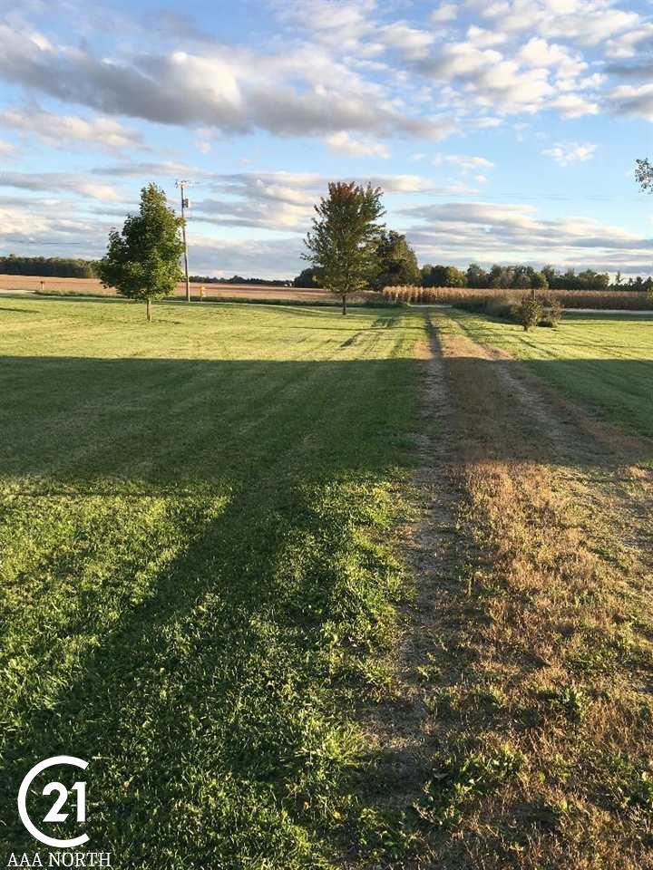 13818 Burt Road Capac, MI 48014 - Photo 39 of 39 31304978-38.JPG