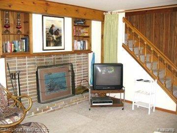 7388 Port Austin Road Caseville, MI 48725 - Photo 7 of 13 7388PtAustinFamilyRm.jpg