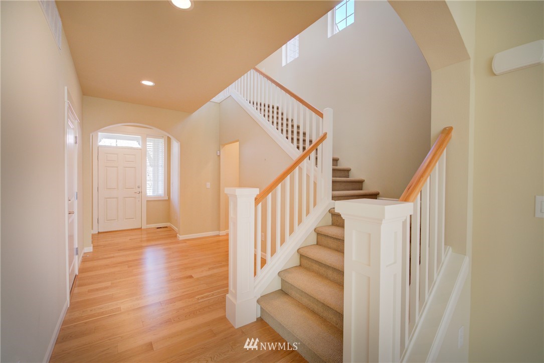 5612 Northeast 5th Circle Renton, WA 98059 - Photo 11 of 21