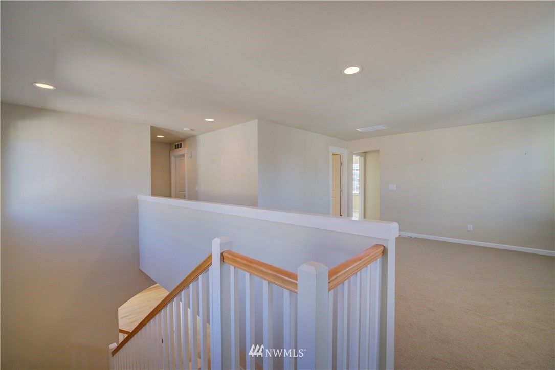 5612 Northeast 5th Circle Renton, WA 98059 - Photo 17 of 21