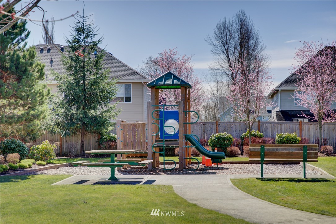 5612 Northeast 5th Circle Renton, WA 98059 - Photo 20 of 21