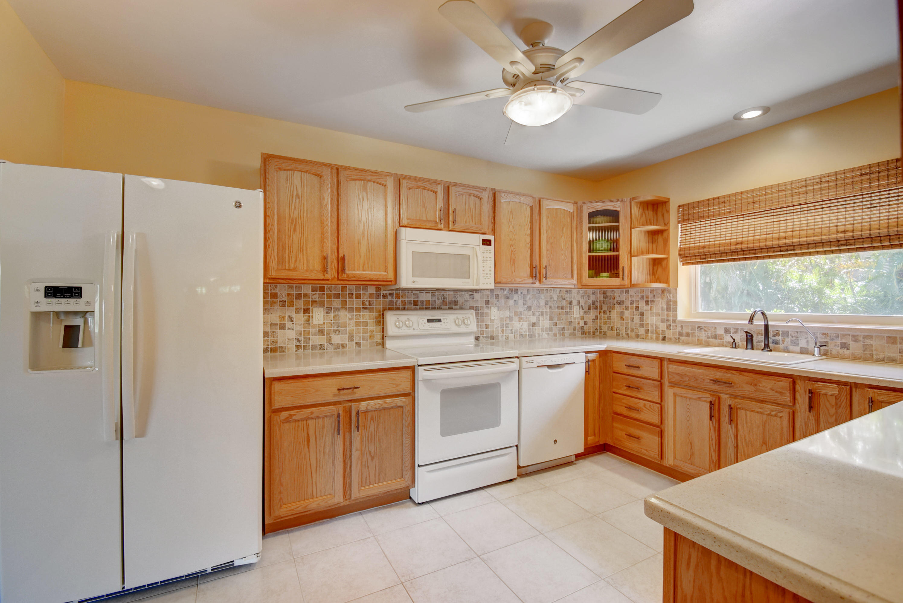 7098 Northeast 7th Avenue Boca Raton, FL 33487 - Photo 17 of 43 Virtuals1 (17)