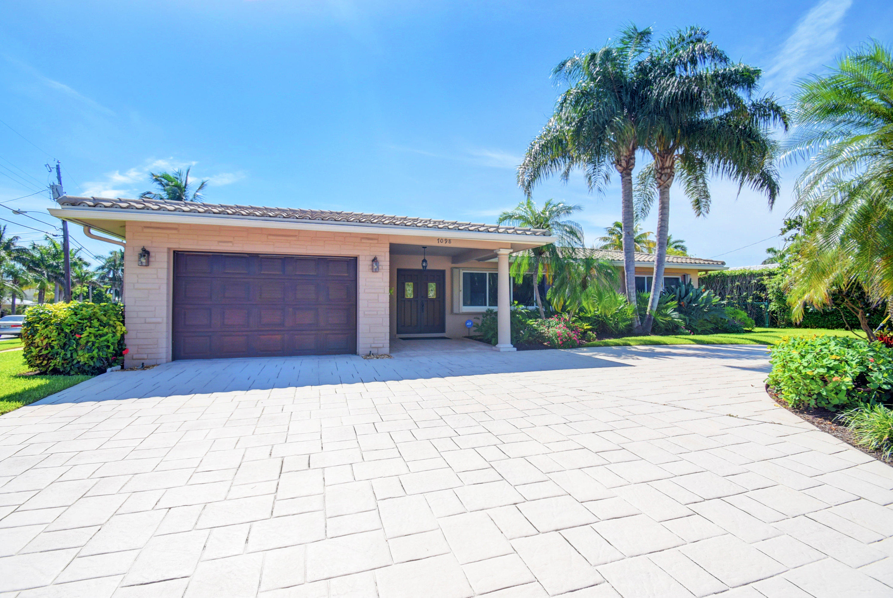 7098 Northeast 7th Avenue Boca Raton, FL 33487 - Photo 2 of 43 Virtuals1 (2)