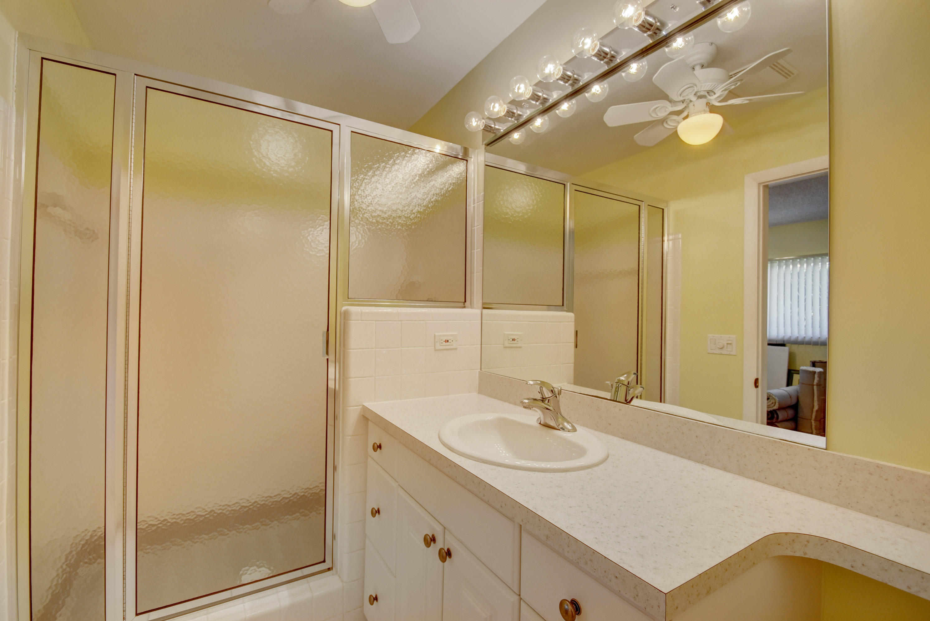7098 Northeast 7th Avenue Boca Raton, FL 33487 - Photo 24 of 43 Virtuals1 (24)