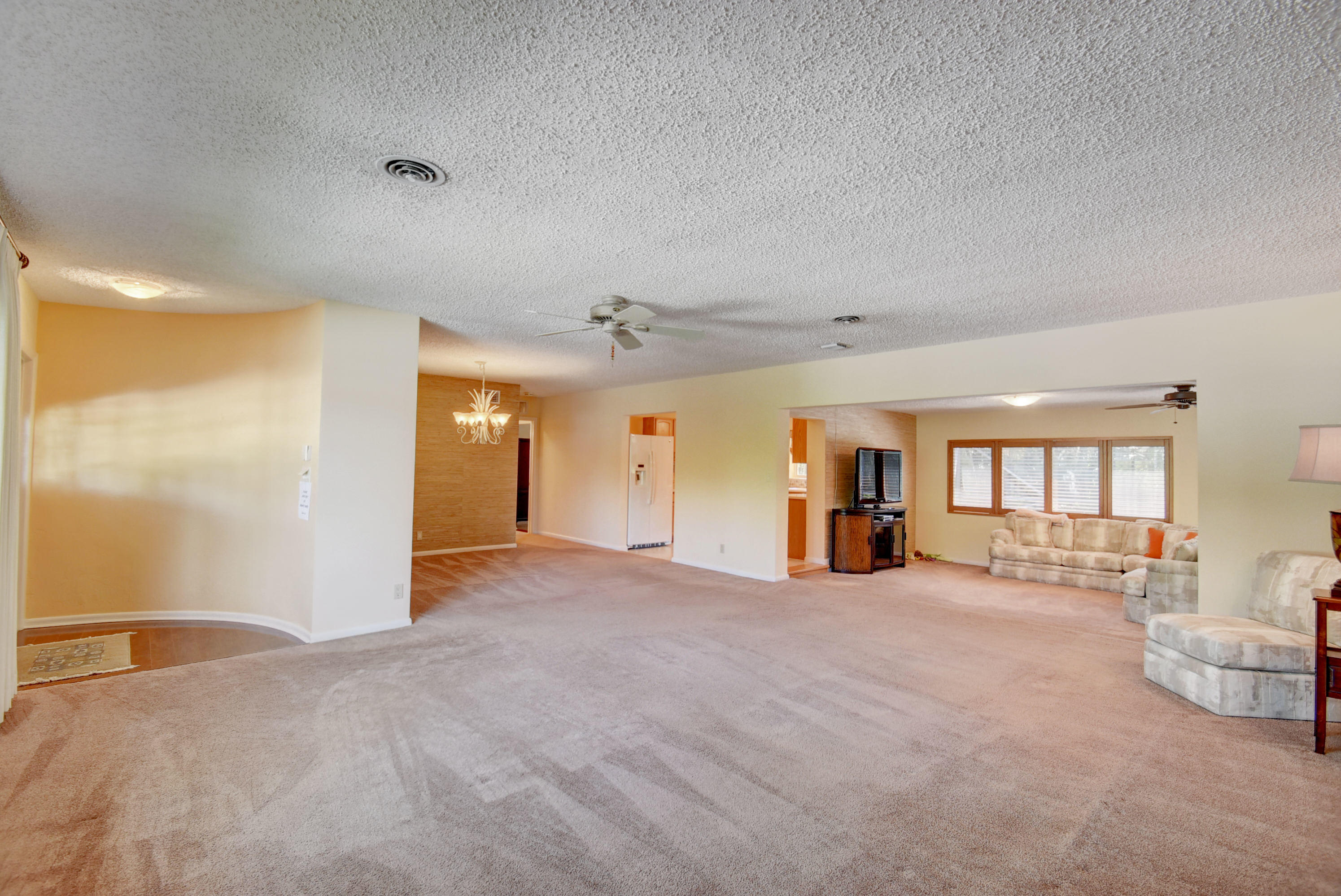 7098 Northeast 7th Avenue Boca Raton, FL 33487 - Photo 8 of 43 Virtuals1 (8)