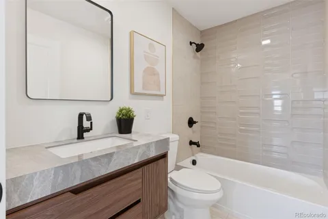 $595,000 | 1494 West Lake Avenue, Littleton, CO 80120