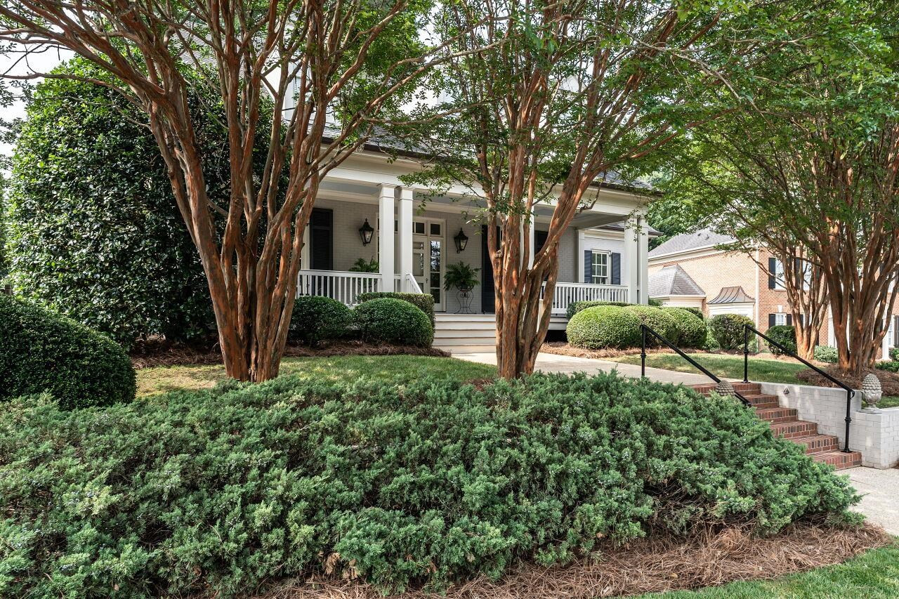 2409 Lewis Grove Lane Raleigh, NC 27608 - Photo 4 of 44 Photo 4