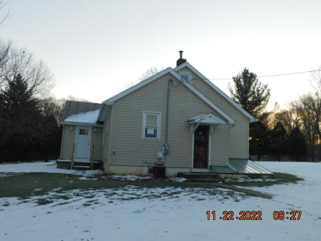 7907 Coon Hill Road Munith, MI 49259 - Photo 3 of 11 DSCN5129