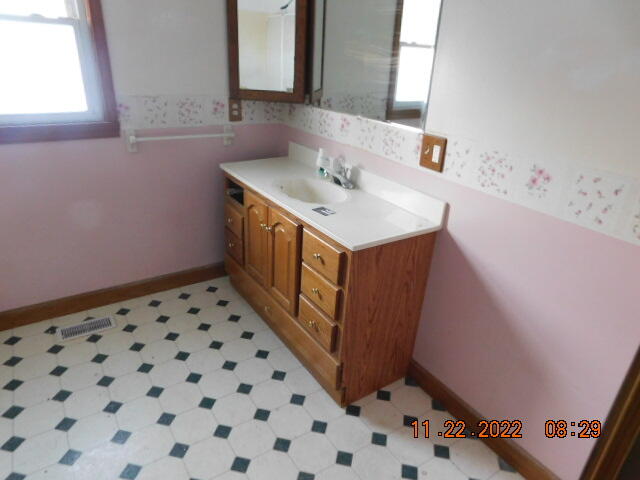 7907 Coon Hill Road Munith, MI 49259 - Photo 8 of 11 DSCN5140
