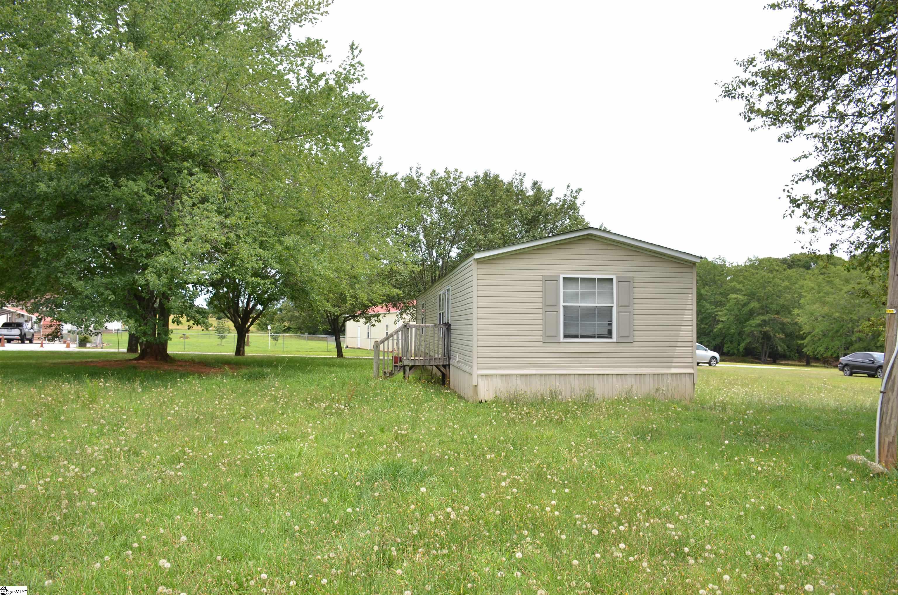 733 Brockman McClimon Road Greer, SC 29651 - Photo 20 of 27