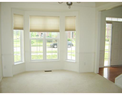 49605 Potomac Road Canton, MI 48188 - Photo 5 of 10 Photo 5