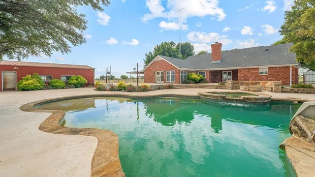 $775,000 | 9651 County Road 99 South, Vernon, TX 76384