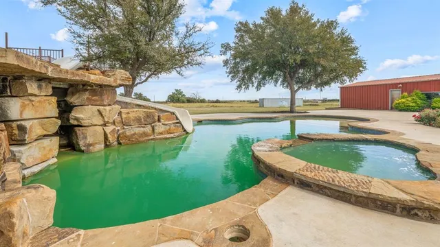 $775,000 | 9651 County Road 99 South, Vernon, TX 76384