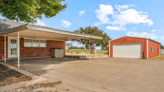 $775,000 | 9651 County Road 99 South, Vernon, TX 76384