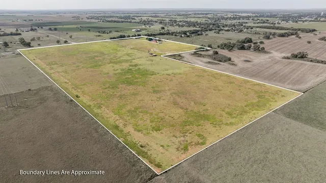 $775,000 | 9651 County Road 99 South, Vernon, TX 76384