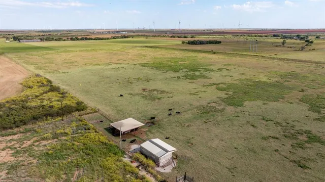 $775,000 | 9651 County Road 99 South, Vernon, TX 76384