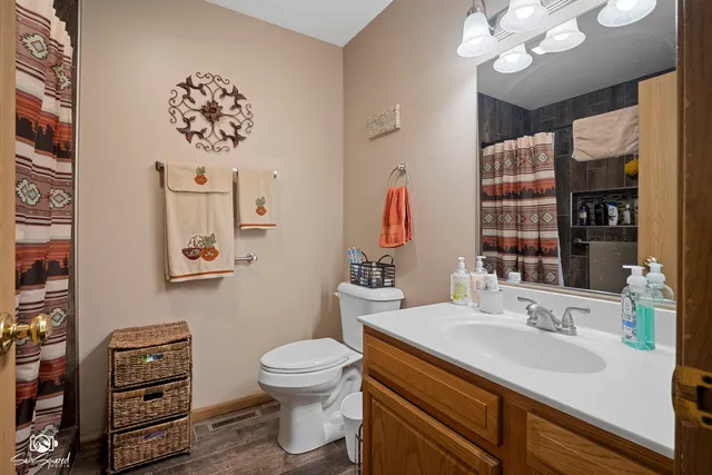 $229,000 | 107 Eastern Illinois Street, St. Anne, IL 60964