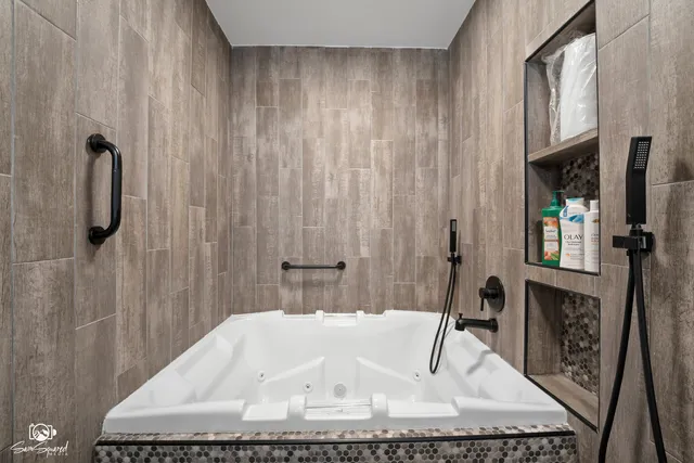 $229,000 | 107 Eastern Illinois Street, St. Anne, IL 60964