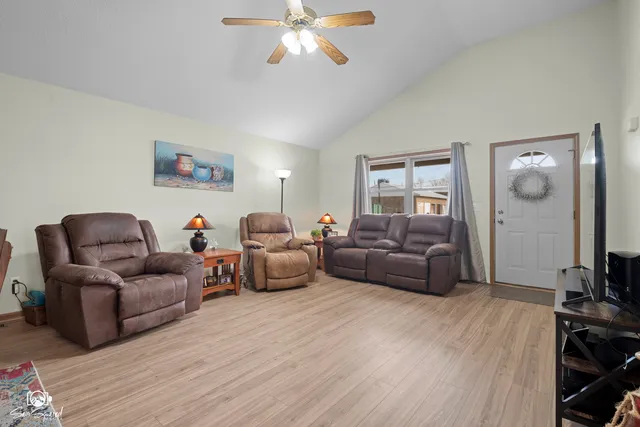 $229,000 | 107 Eastern Illinois Street, St. Anne, IL 60964