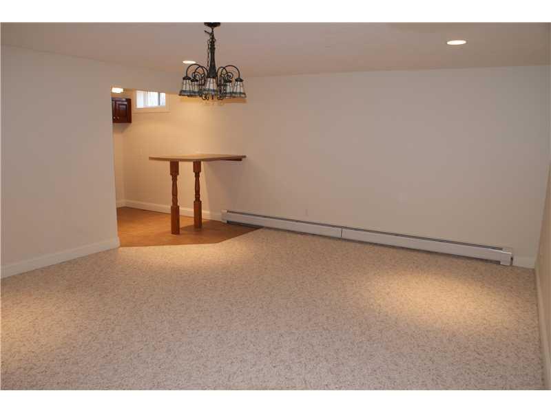 170 Pine Ledge Road Bangor, ME 04401 - Photo 28 of 35 Den/Family/Great Room.