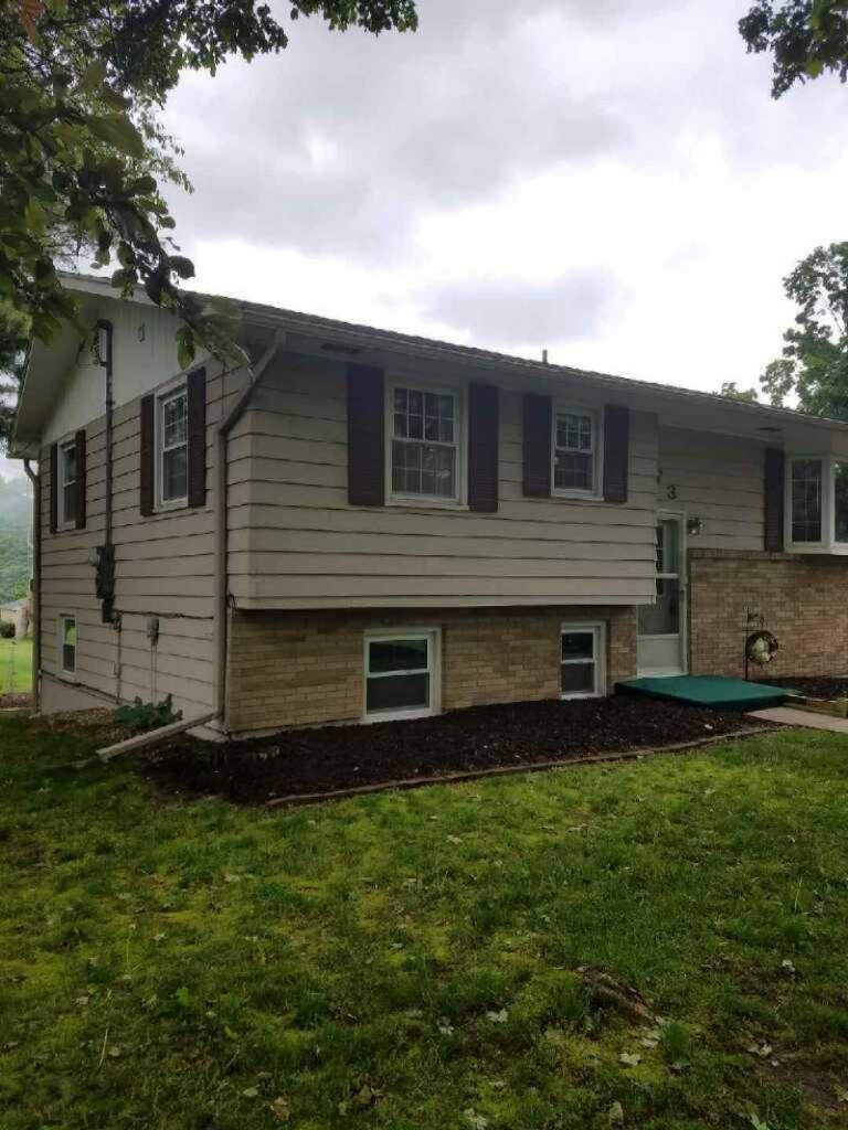 373 Powell Road Hastings, MI 49058 - Photo 3 of 14 3879