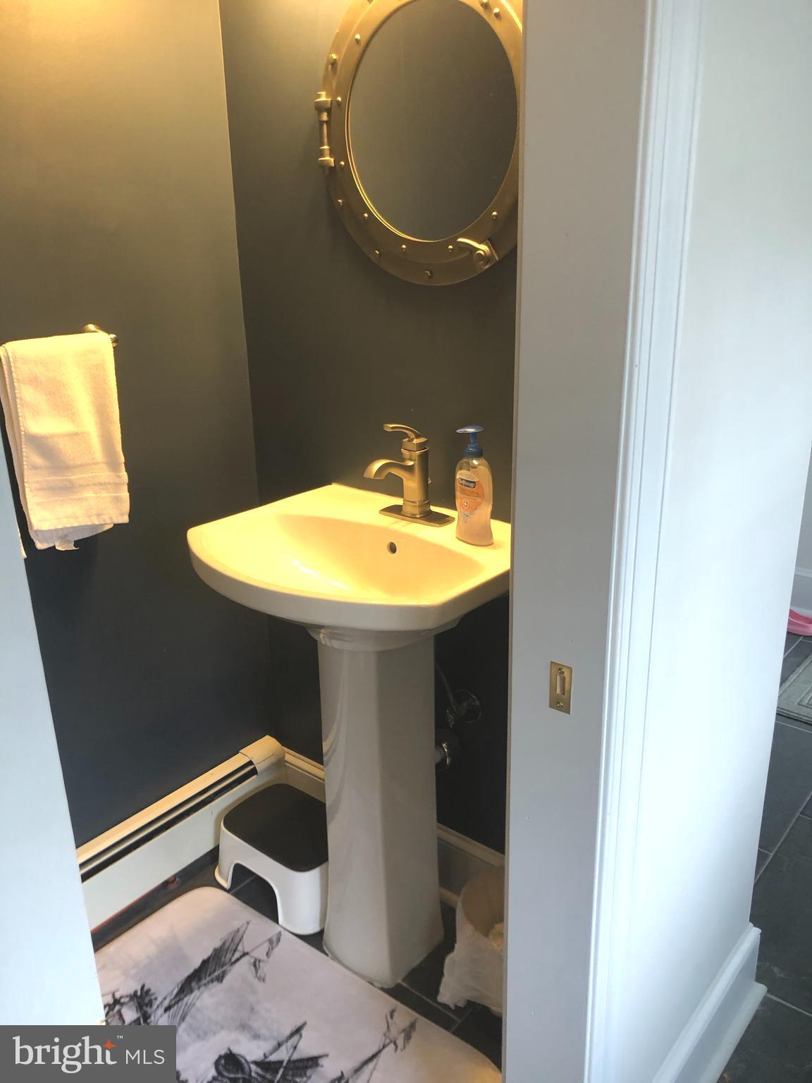 456 Irvington Road Drexel Hill, PA 19026 - Photo 12 of 24 Half Bathroom