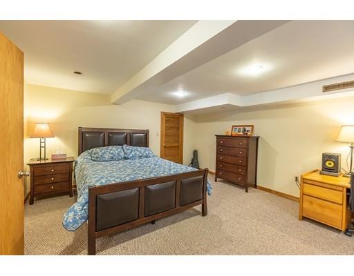 561 Reservoir Road Lunenburg, MA 01462 - Photo 25 of 30