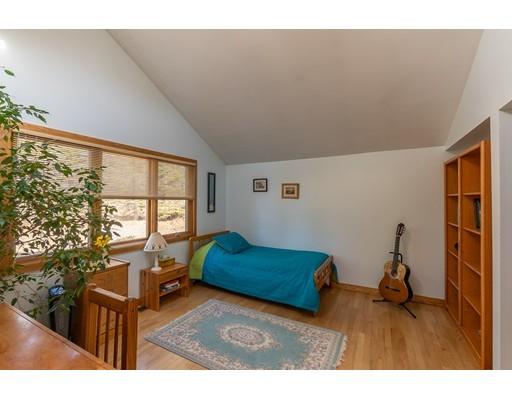 561 Reservoir Road Lunenburg, MA 01462 - Photo 8 of 30