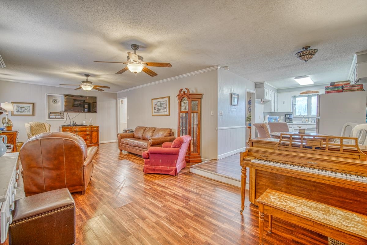 4042 Anderson Mill Road Spartanburg, SC 29301 - Photo 8 of 36