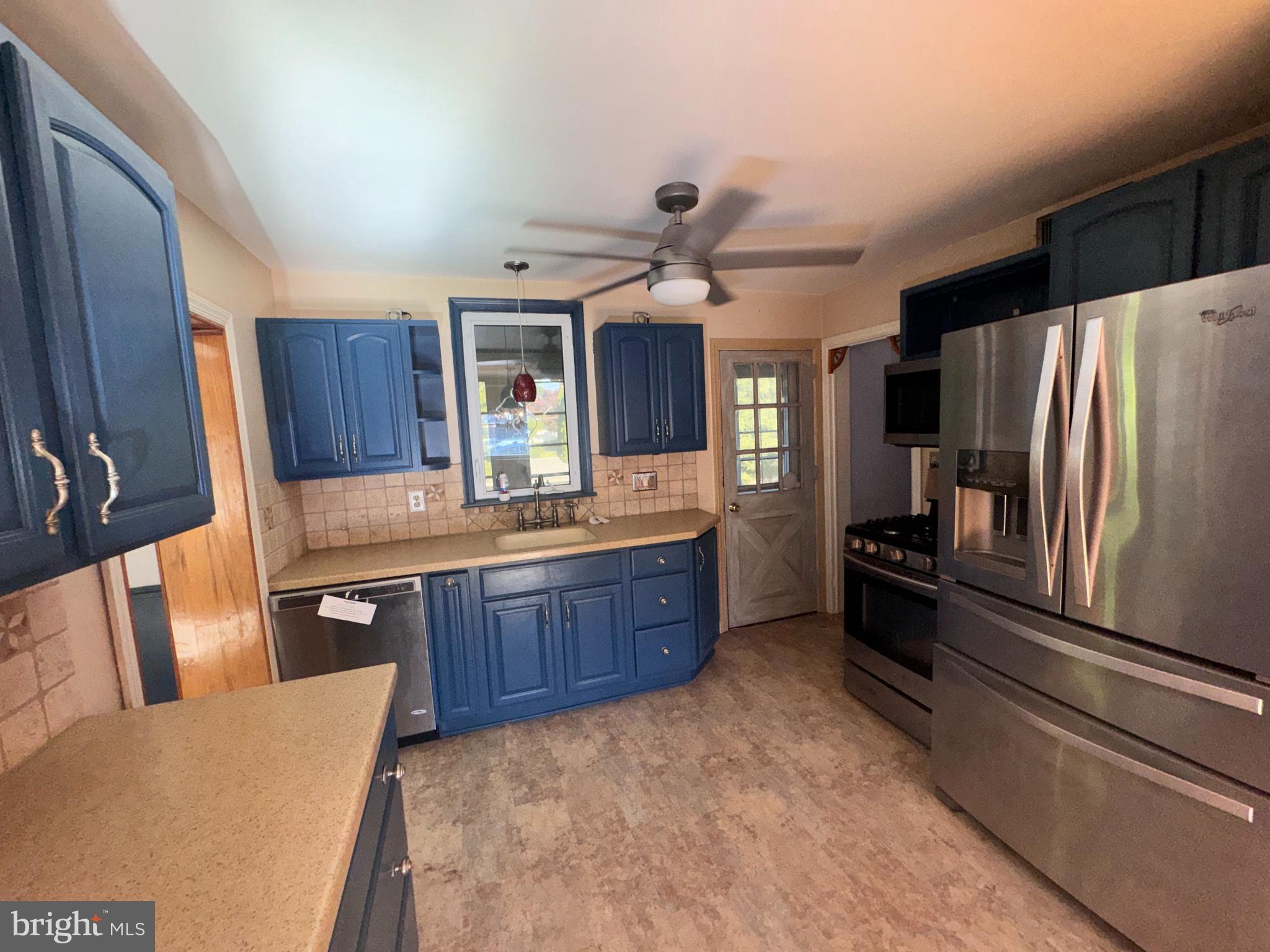 810 Irvington Road Drexel Hill, PA 19026 - Photo 13 of 30 kitchen