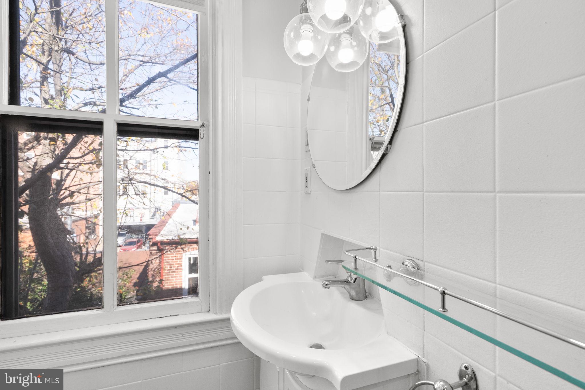 812 E Street Southeast Washington, DC 20003 - Photo 15 of 61 Upper Bathroom