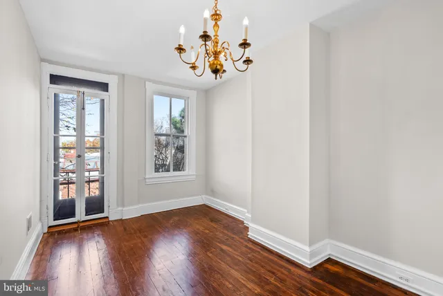 $1,395,000 | 812 E Street Southeast, Washington, DC 20003