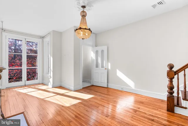 $1,395,000 | 812 E Street Southeast, Washington, DC 20003