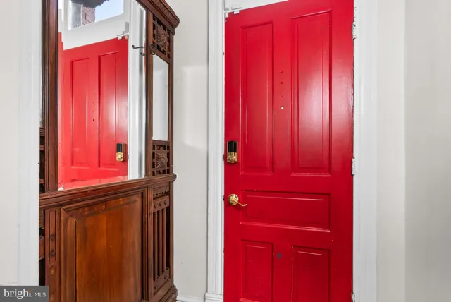 $1,395,000 | 812 E Street Southeast, Washington, DC 20003