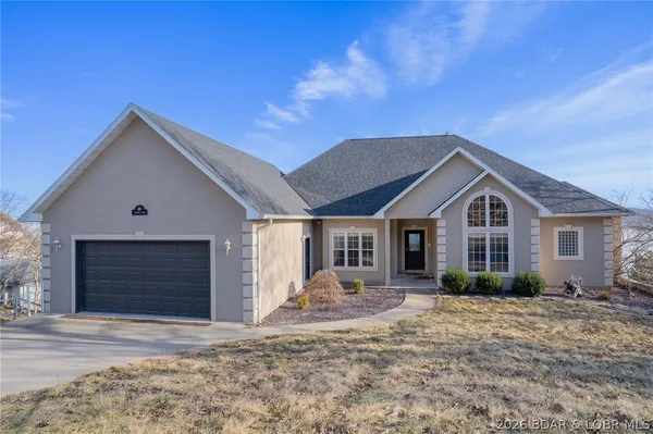 $1,099,999 | 66 Valencia Drive, Lake Ozark, MO 65049