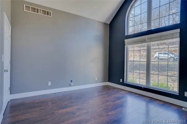 $1,099,999 | 66 Valencia Drive, Lake Ozark, MO 65049