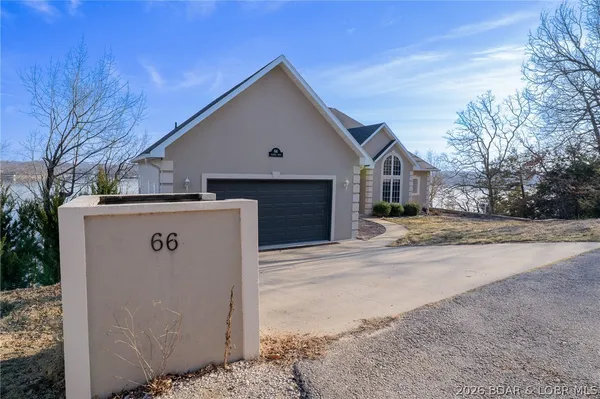 $1,099,999 | 66 Valencia Drive, Lake Ozark, MO 65049