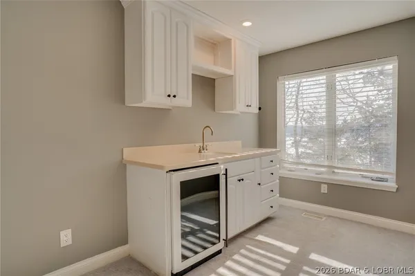 $1,099,999 | 66 Valencia Drive, Lake Ozark, MO 65049